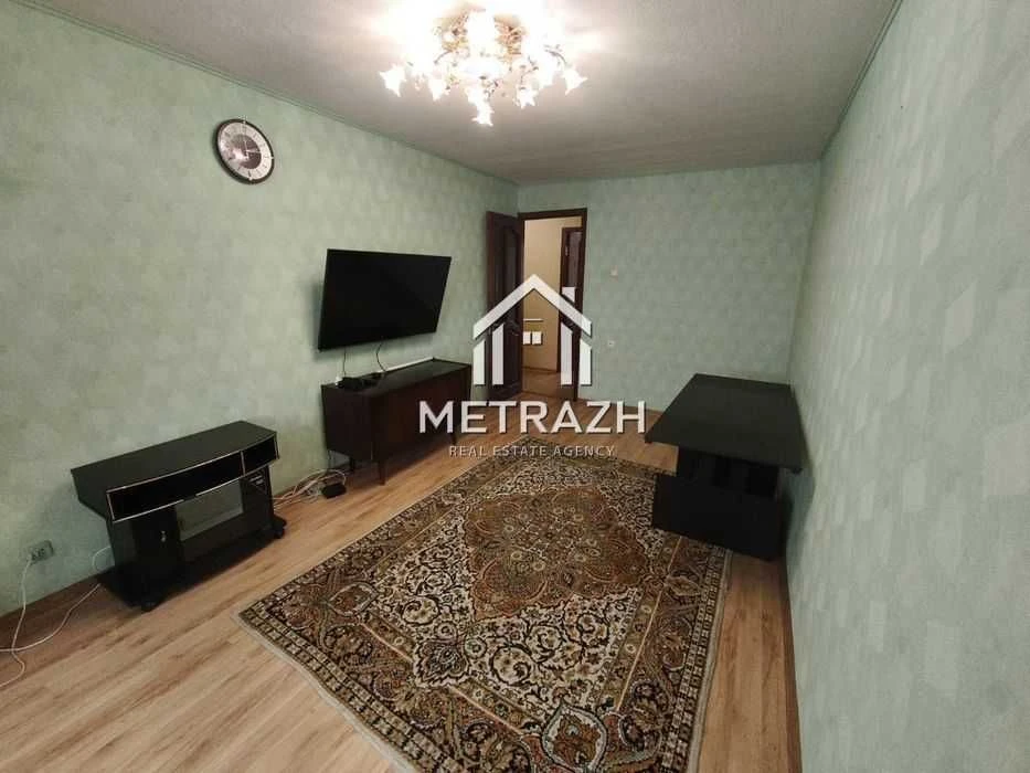Cozy 3-bedroom apartment for sale on Leopolda Sviody