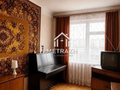 91612 Продам 3-комнатную квартиру на Алексеевке