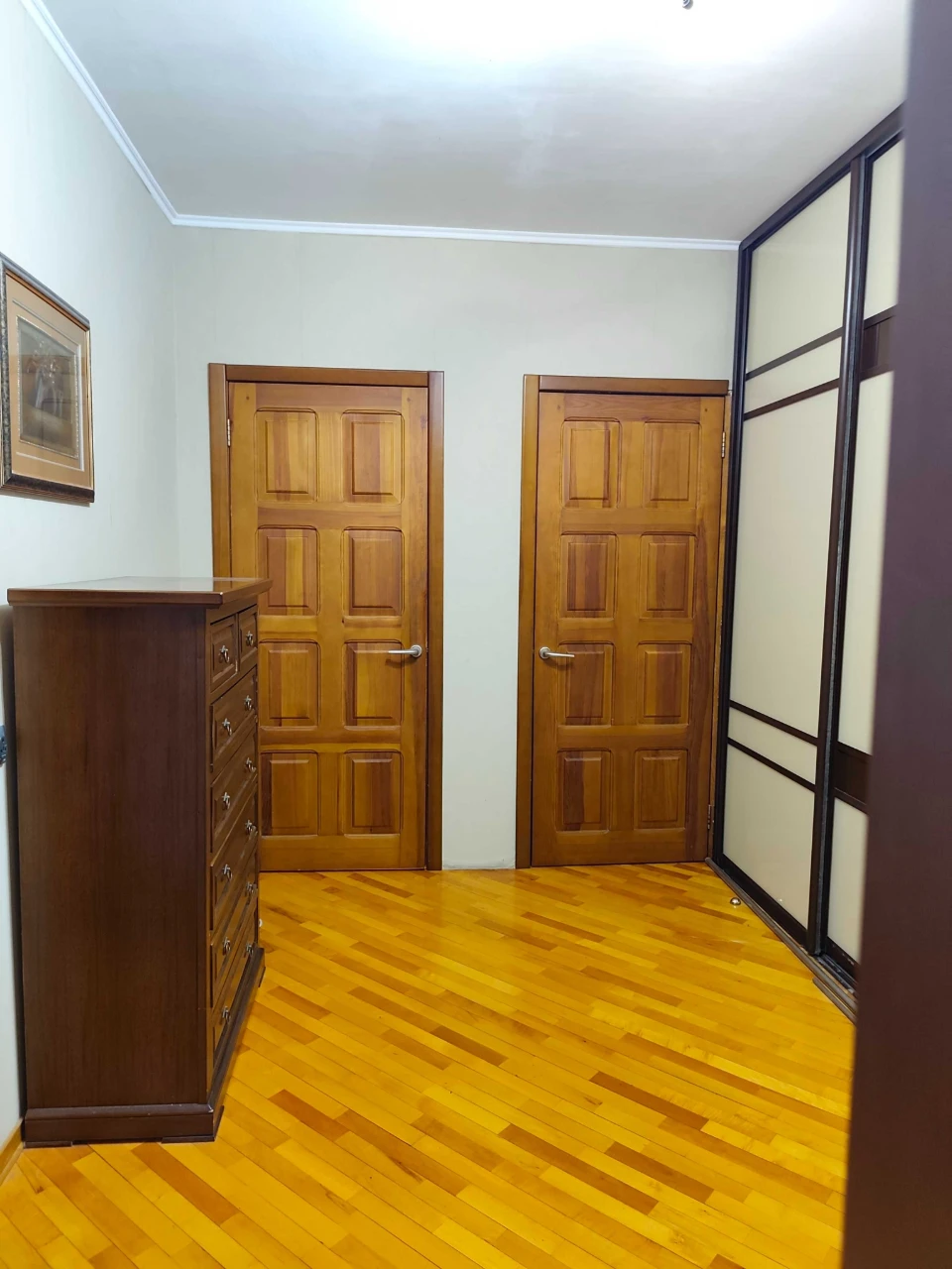 Продам 3 із. квартиру на Салтівці з ремонтом та меблями.