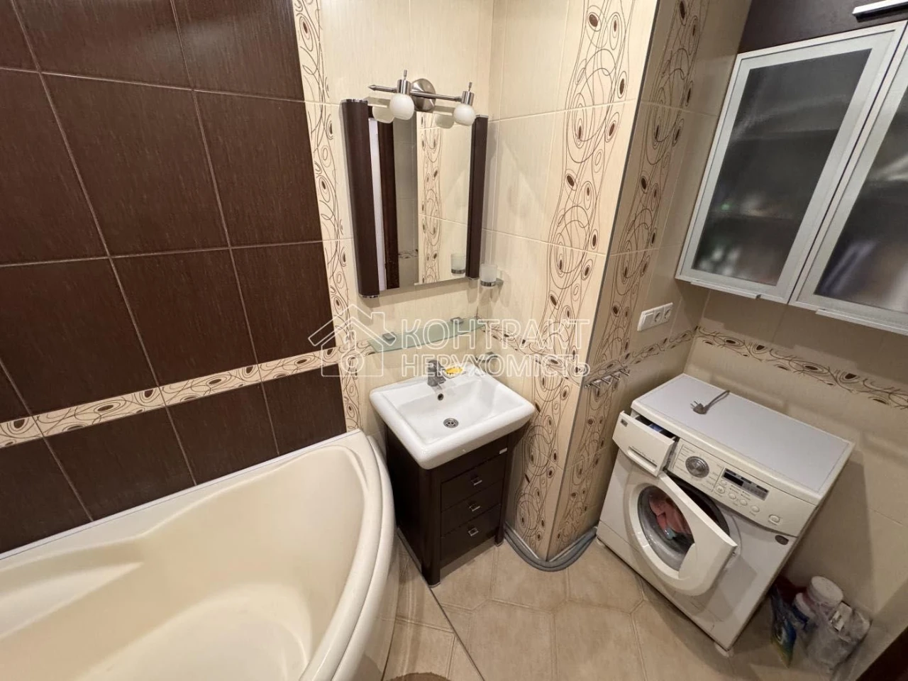 Продам 3комн.квартиру капитальный Ремонт Жуковского Сертифик