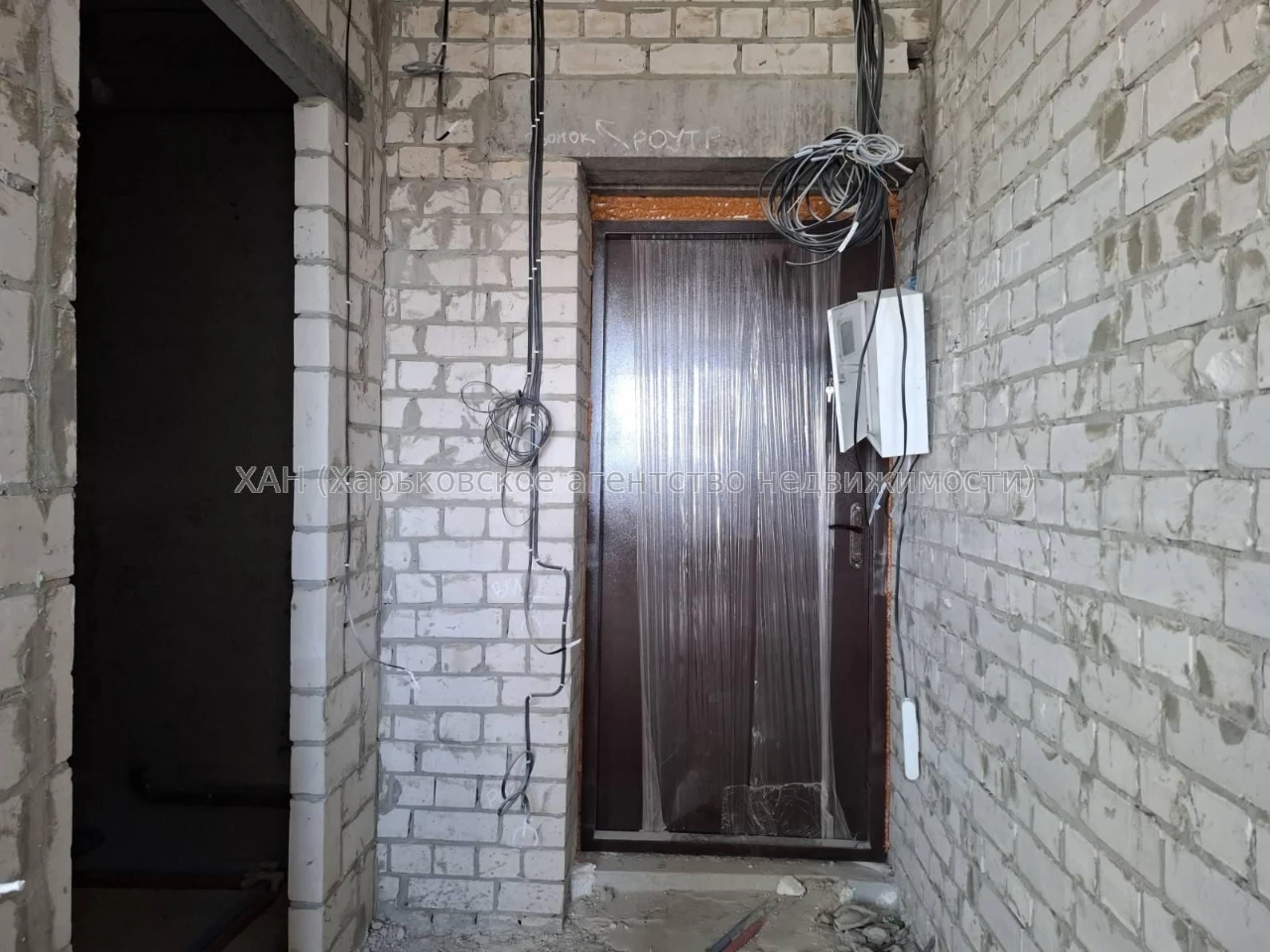 Продам 1к кв, новострой, ЖК Птичка, м.Ак.Павлова. К05