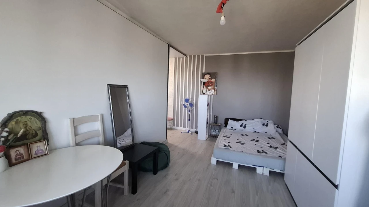 1-room apartment for sale on Saltivskoye Shosse, 240V