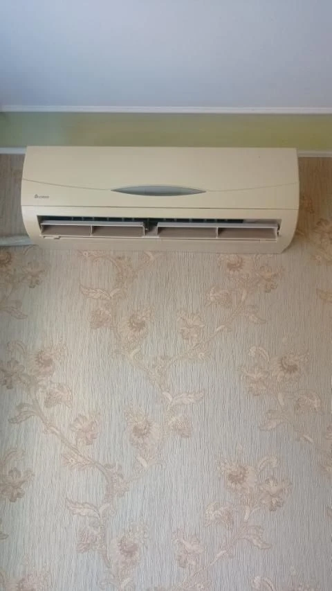 Продам 3кімнатну квартиру на Салтівці по вул. Познанська