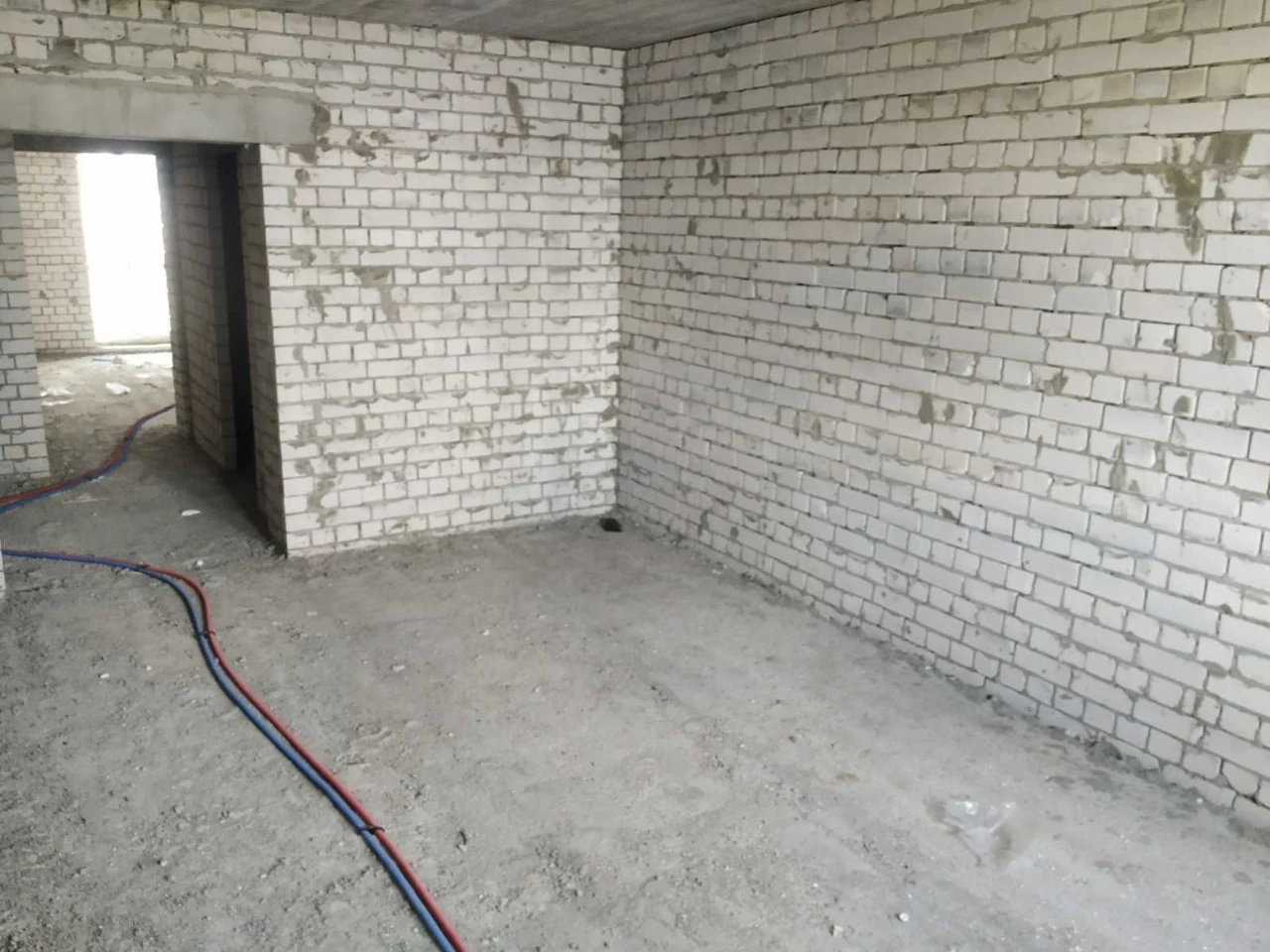 I will sell a large 1-room apartment in the new building of the Kazka residential complex