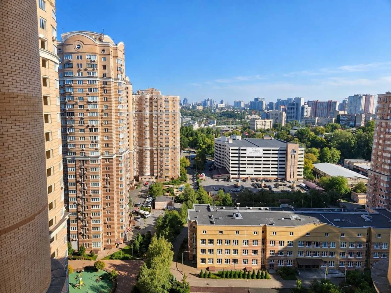 Просторная 2-комнатная квартира 90 м² в ЖК «Голосиево» / Голосиево