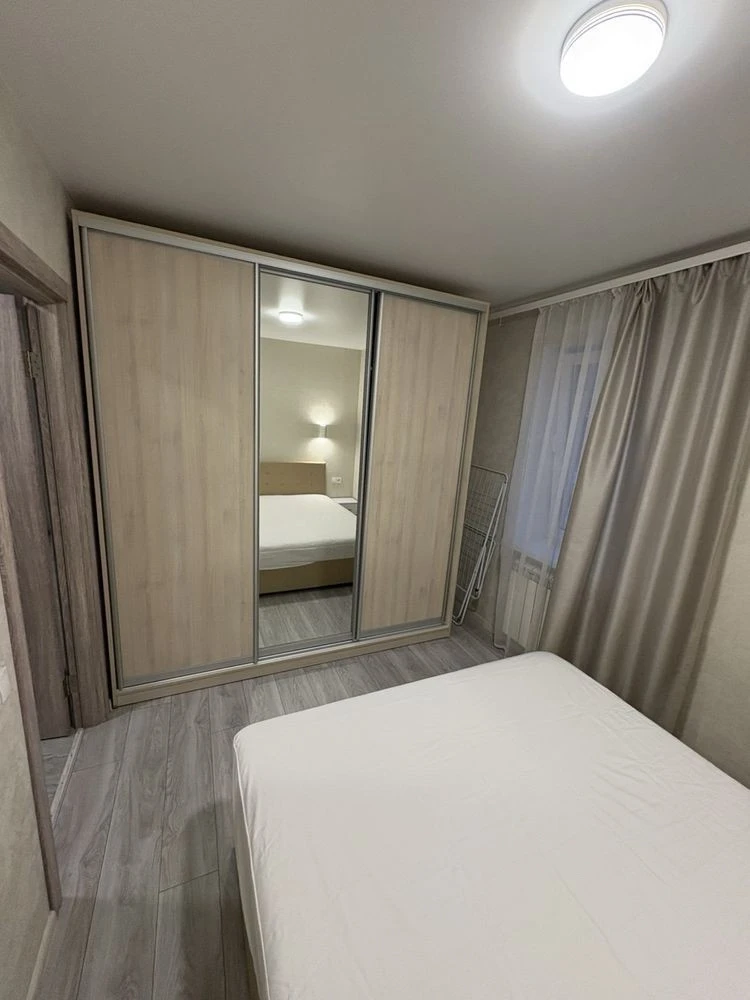 OWNER! 1 bedroom apartment 450 sq m in Osokorky