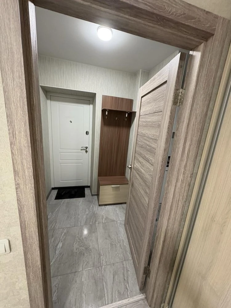 OWNER! 1 bedroom apartment 450 sq m in Osokorky