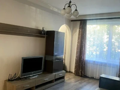 Продажа квартиры 2-комнатной 41 м² 1/5 этажа