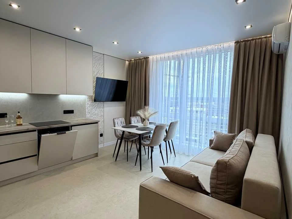 Apartment. Ivano-Frankivsk, Lenkavs'koho Street