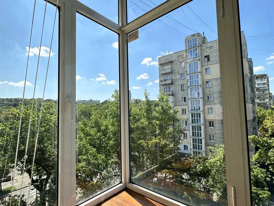 Квартира. Київ, Голосіївський просп.