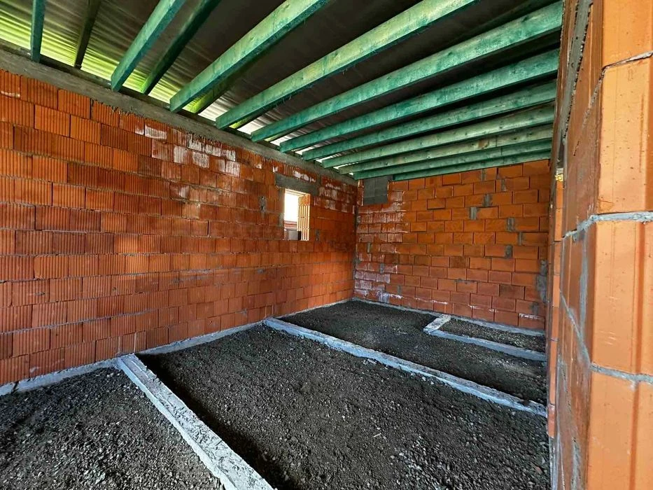 Будинок з газом на завершальній стадії будівництва 5 хв від