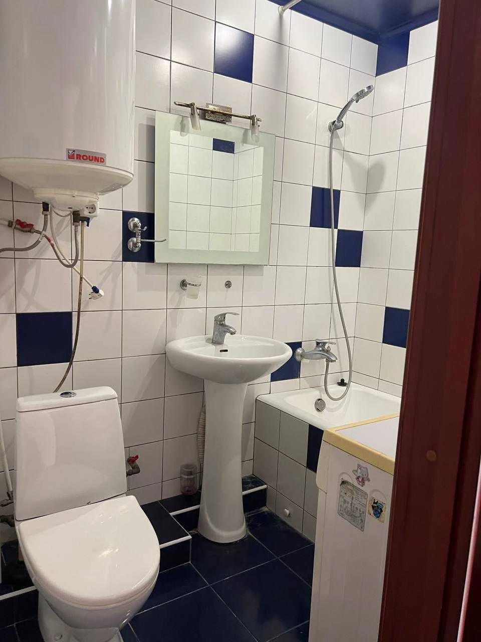 For Sale: 3-room apartment on Astronomical Street