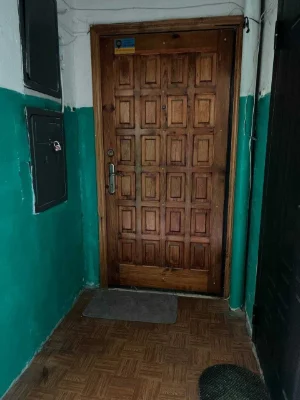 For Sale: 3-room apartment on Astronomical Street