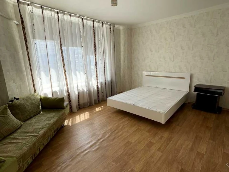 Apartment. Kyiv, Dniprovska Naberezna st.