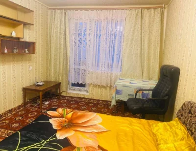 Продам 3-х кiм . квартиру на П.Полi