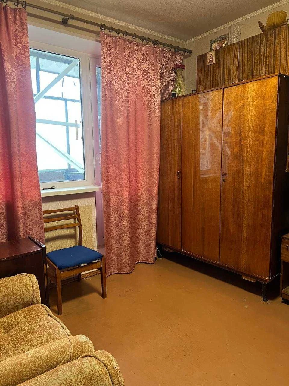 Продам 3-х кiм . квартиру на П.Полi