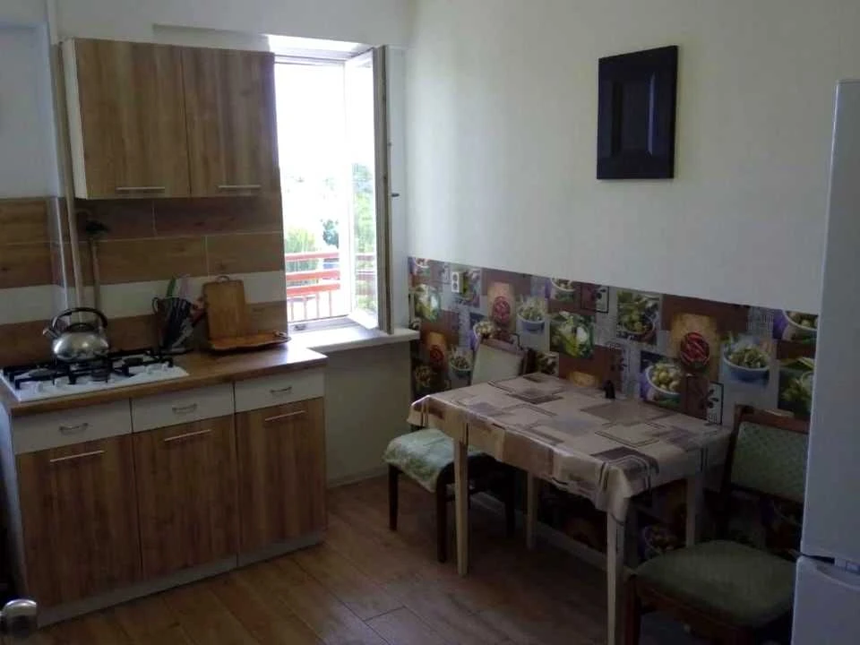 Apartment. Lviv, under Holoskom Street