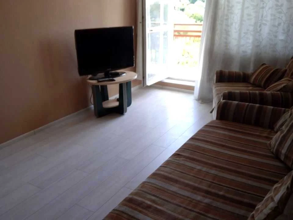 Apartment. Lviv, under Holoskom Street
