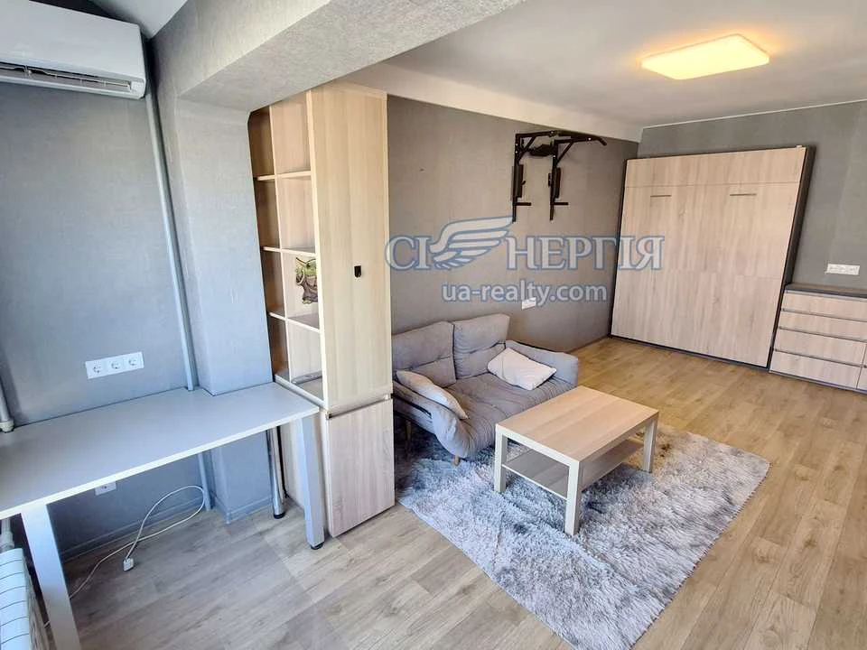 Квартира. Киев, проспект Пантелеймона Кулиша