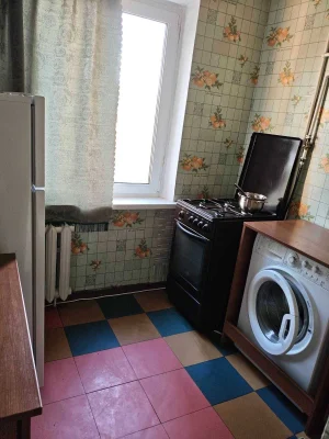 Без комісії продам 2 кімнатну квартиру Гната Юри