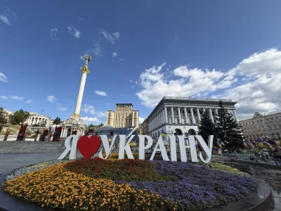 Продается квартира 2 км, 2 этажа, 60 м², Центр, Хрещатик, Заньковец