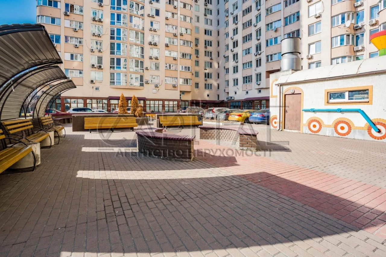 Продаж квартири, пр-т Лобановського, Голосієво