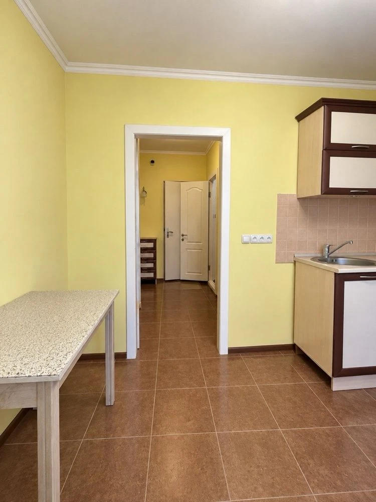 Продам 1 кімнатну квартиру з ремонтом! Вул. Гришка
