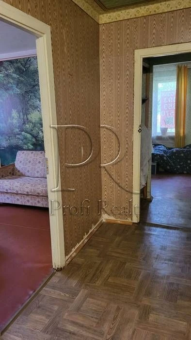 Продаж 3 кімн. квартири за адресою Олега Мудрака, 37а | Акад