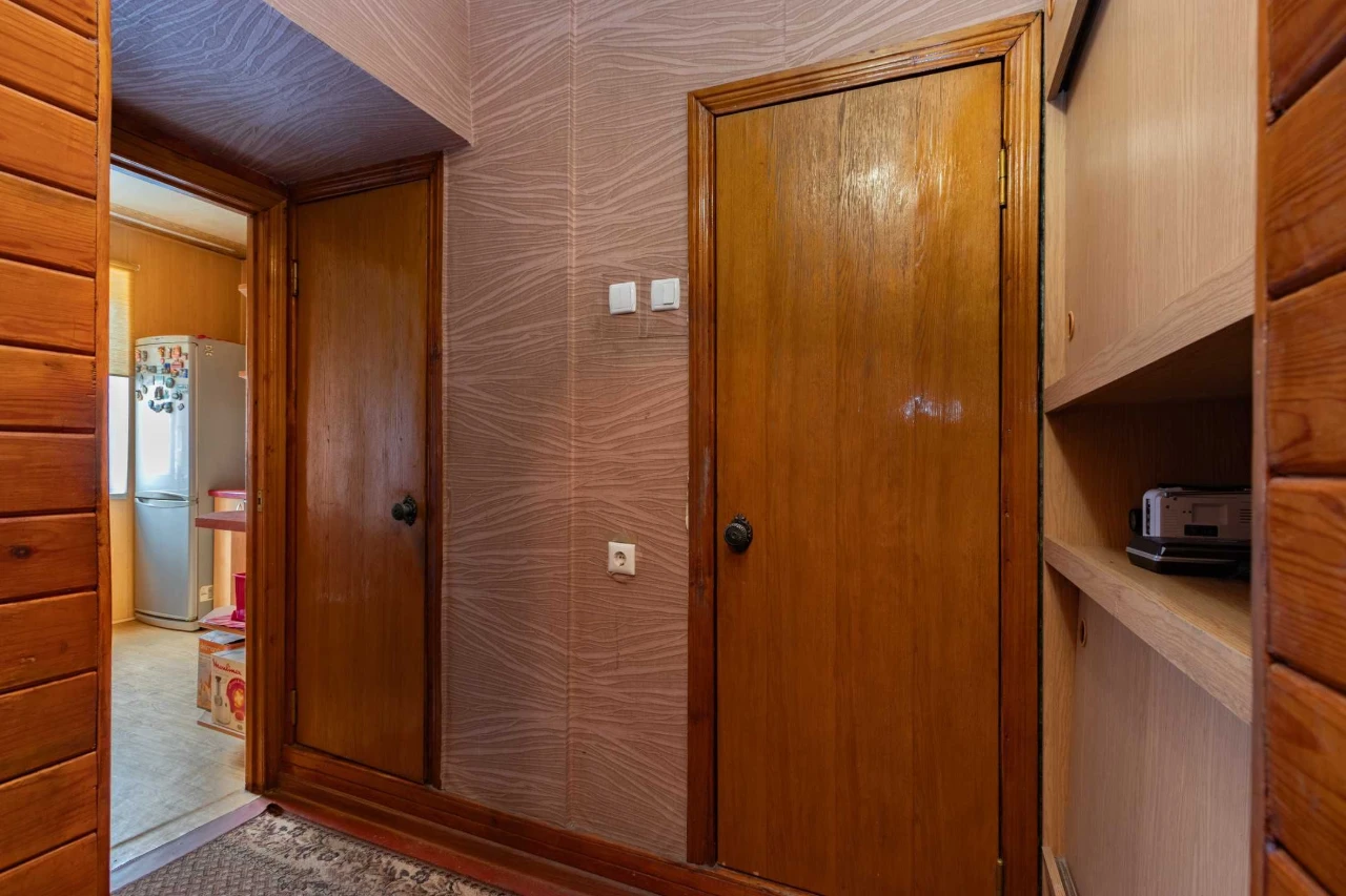 Продаж 2к Осокорки | 53 м² | газ | 10 хв метро | держпрограм