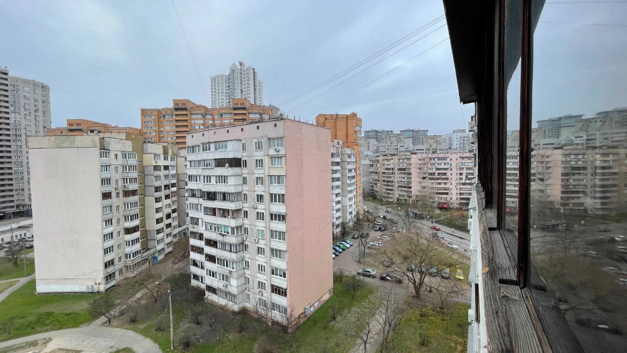 Продаж 2к Осокорки | 53 м² | газ | 10 хв метро | держпрограм