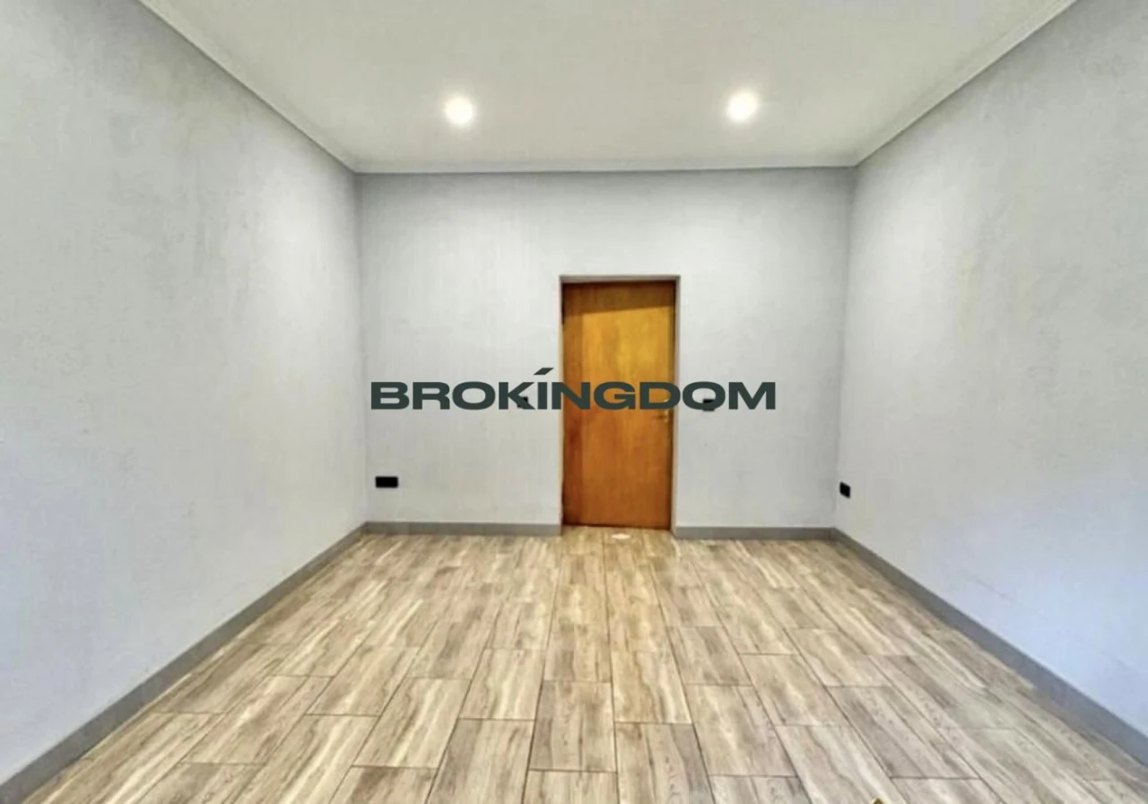 Продаж 2 кім.кварт. вул. Максима Токарева,4 (Вузівська). єВі