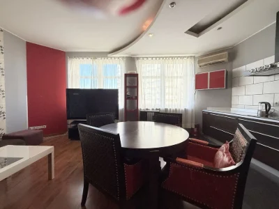 No commission for sale 3-room apartment in the center of Pechersk, Tvorets residential complex, Kon Street