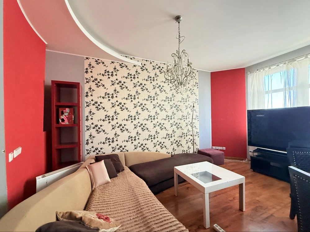 No commission for sale 3-room apartment in the center of Pechersk, Tvorets residential complex, Kon Street