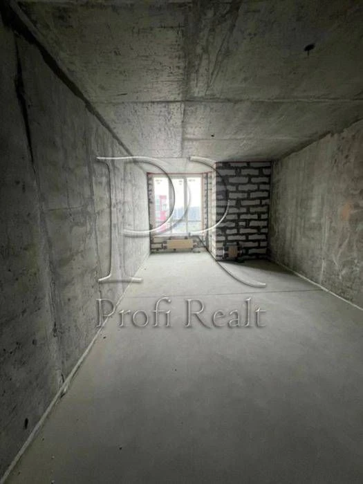 For sale 1-room apartment in the residential complex Kakhovska/metro Livoberezhna/TR