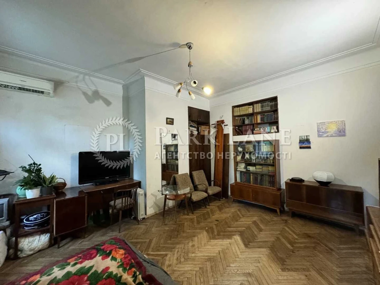 Apartment for sale 3k75m2 near the metro station University Terrace View