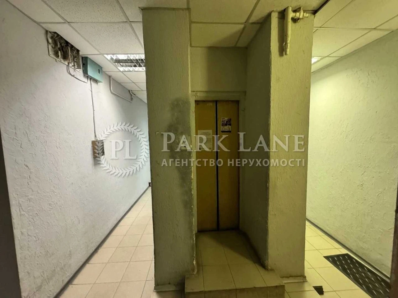 Apartment for sale 3k75m2 near the metro station University Terrace View