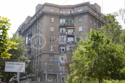Apartment for sale 3k75m2 near the metro station University Terrace View