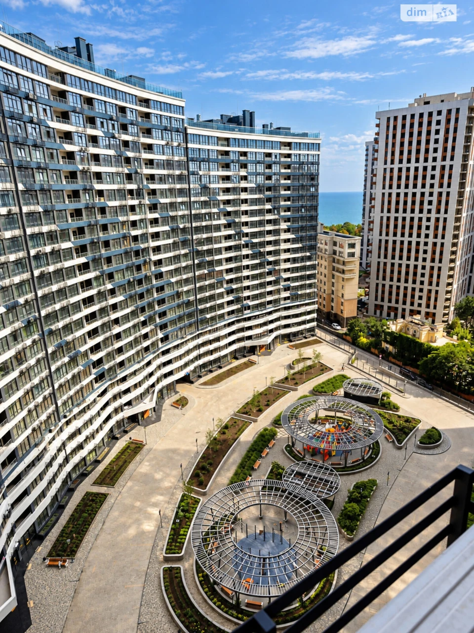 Long-Term Rental Apartment in Arcadia