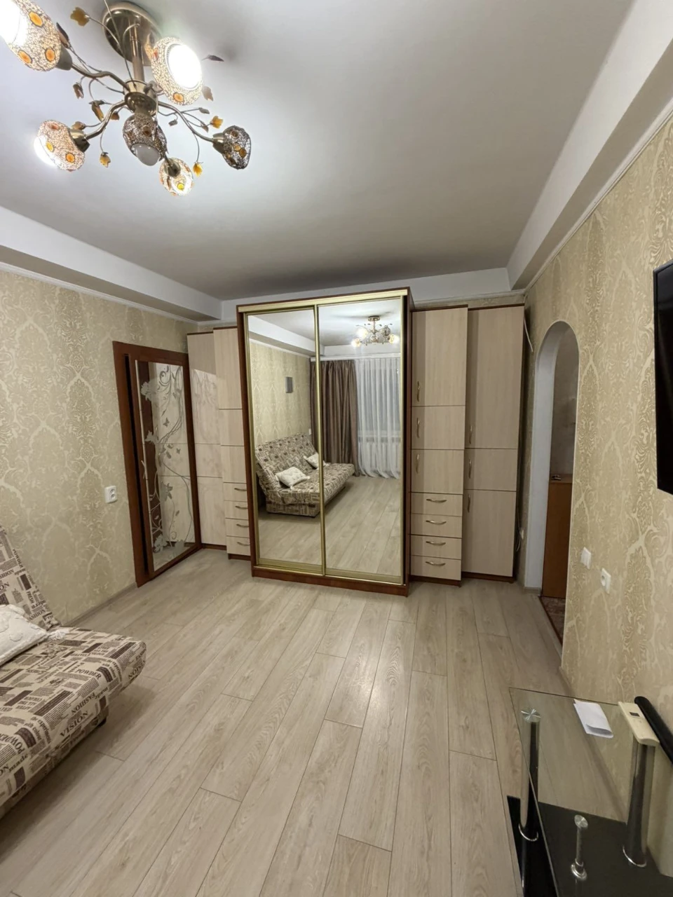 Продається 1 квартира Патриотическая