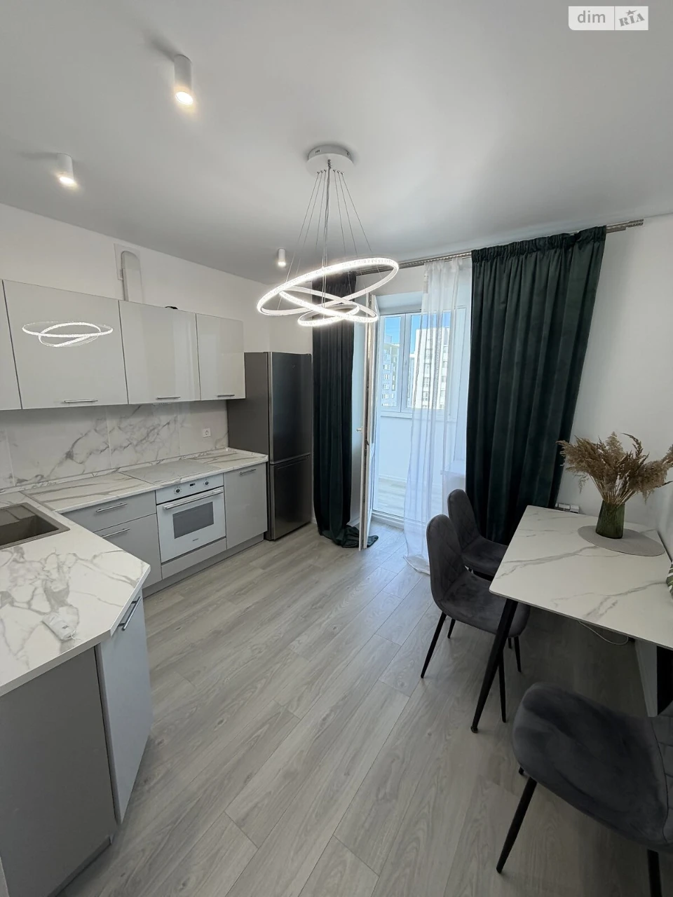 Long-Term Rental Apartment Academic District