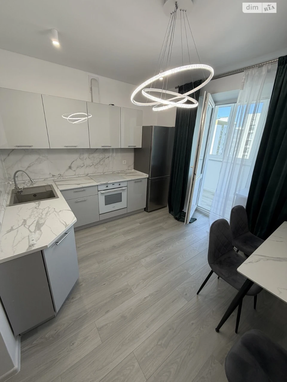 Long-Term Rental Apartment Academic District