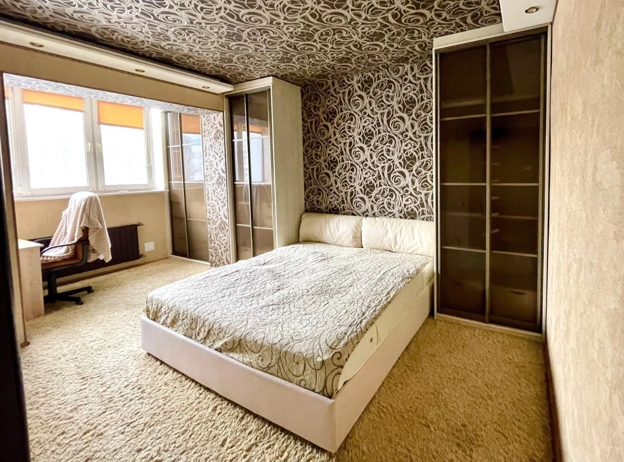 3-room apartment for sale 80 m², Irpinska St., 2