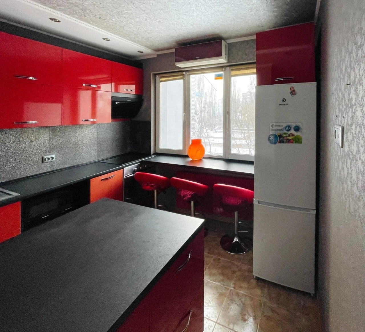 3-room apartment for sale 80 m², Irpinska St., 2