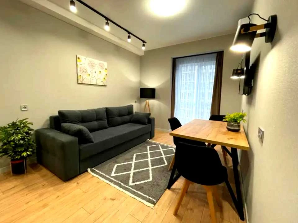 Квартира. Киев, улица Михаила Максимовича