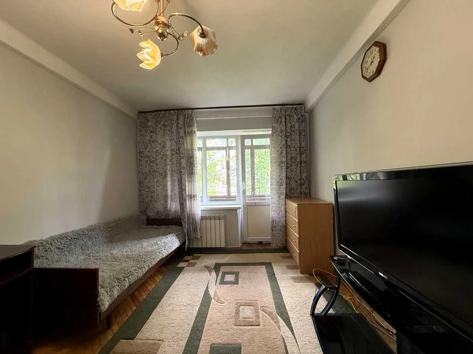 Квартира. Киев, улица Ирины Бекешкиной