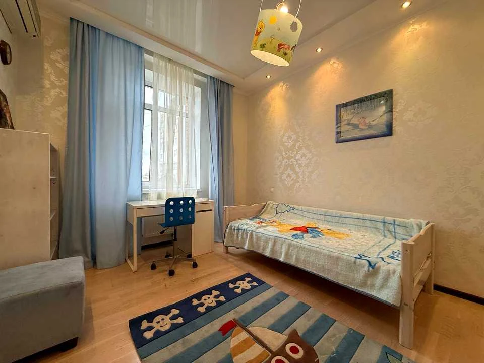 Apartment. Kopernika Street, Kyiv