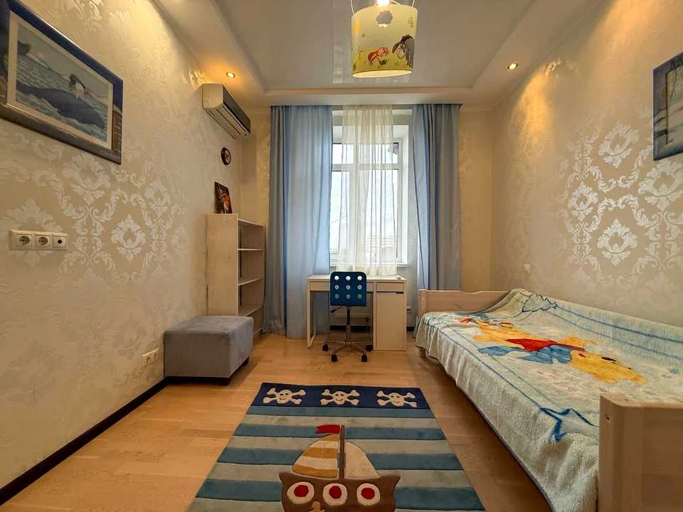 Apartment. Kopernika Street, Kyiv