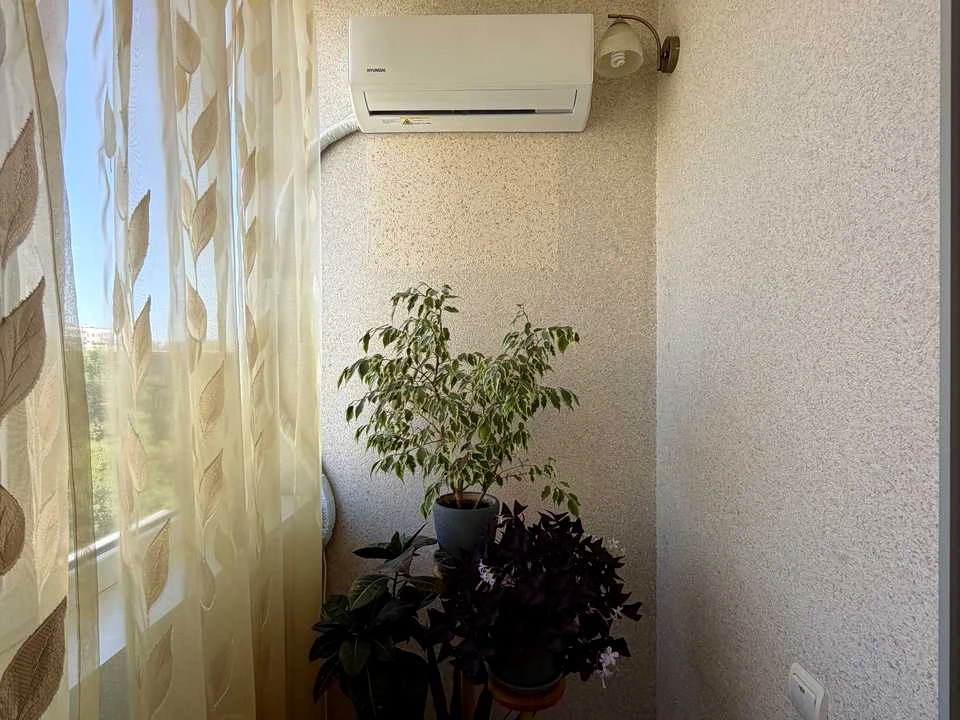 Apartment. Ivano-Frankivsk, Hnata Khotkevycha St., 44g k