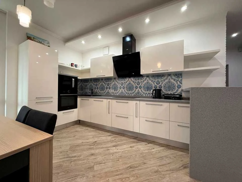 Apartment. Kyiv, Hlibochytska Street