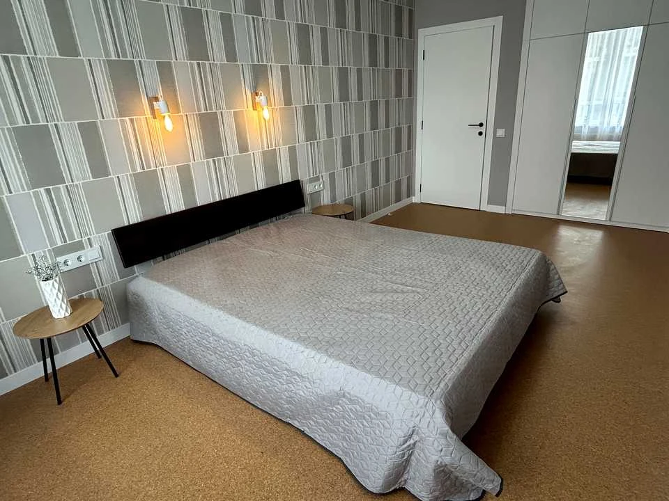 Apartment. Kyiv, Dniprovska naberezhna st.